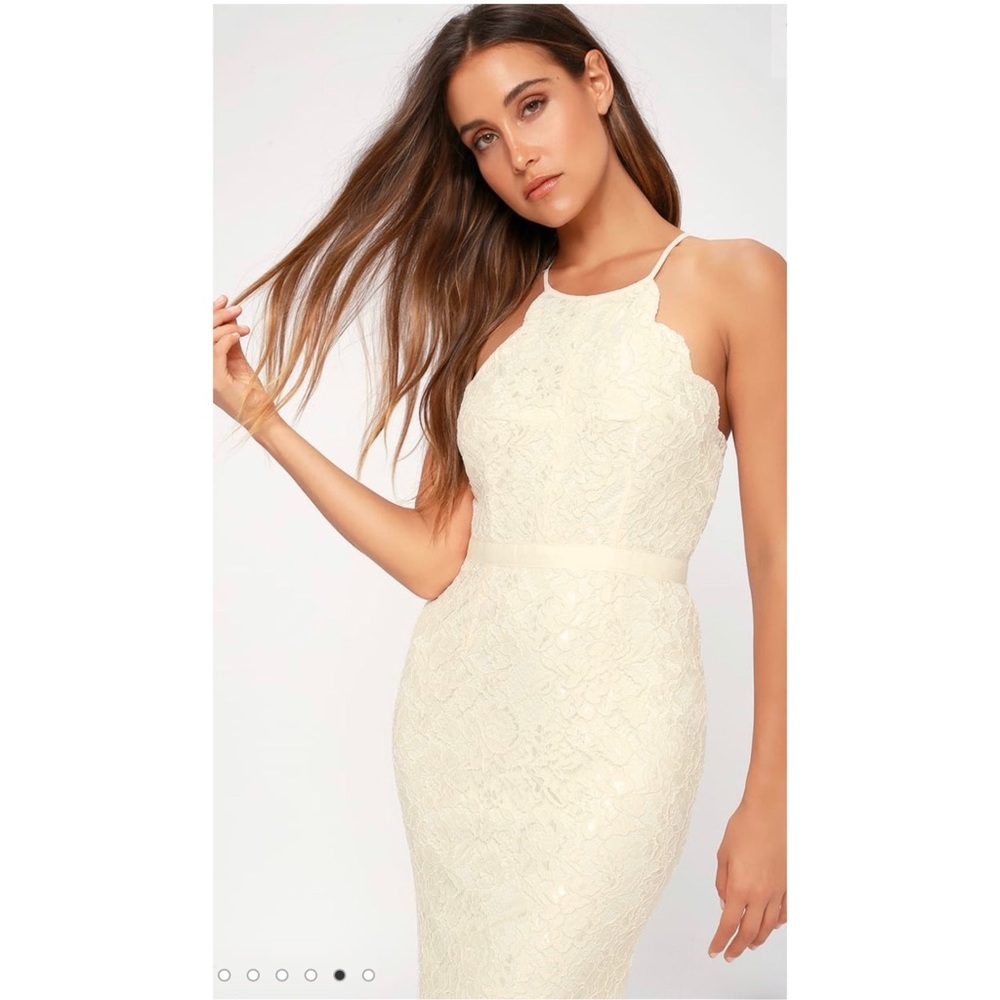 SOLD - Zenith Cream Lace Maxi Wedding Dress - Picture 5 of 7